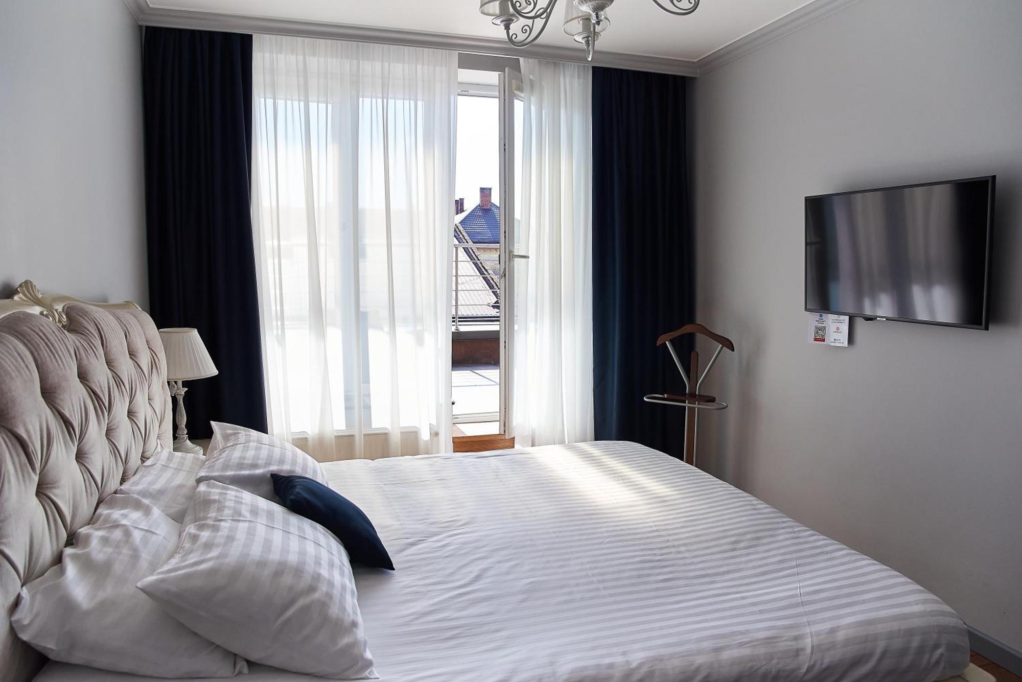 Old City Apartments Leopoli Esterno foto